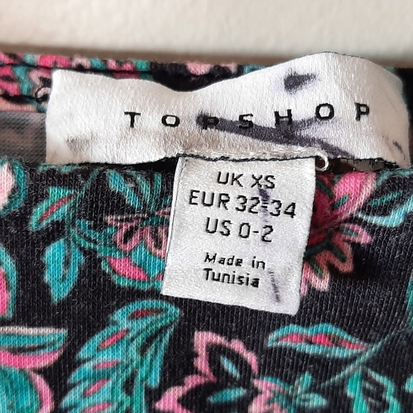 * Top Shop Crop Top - Picture 3 of 4